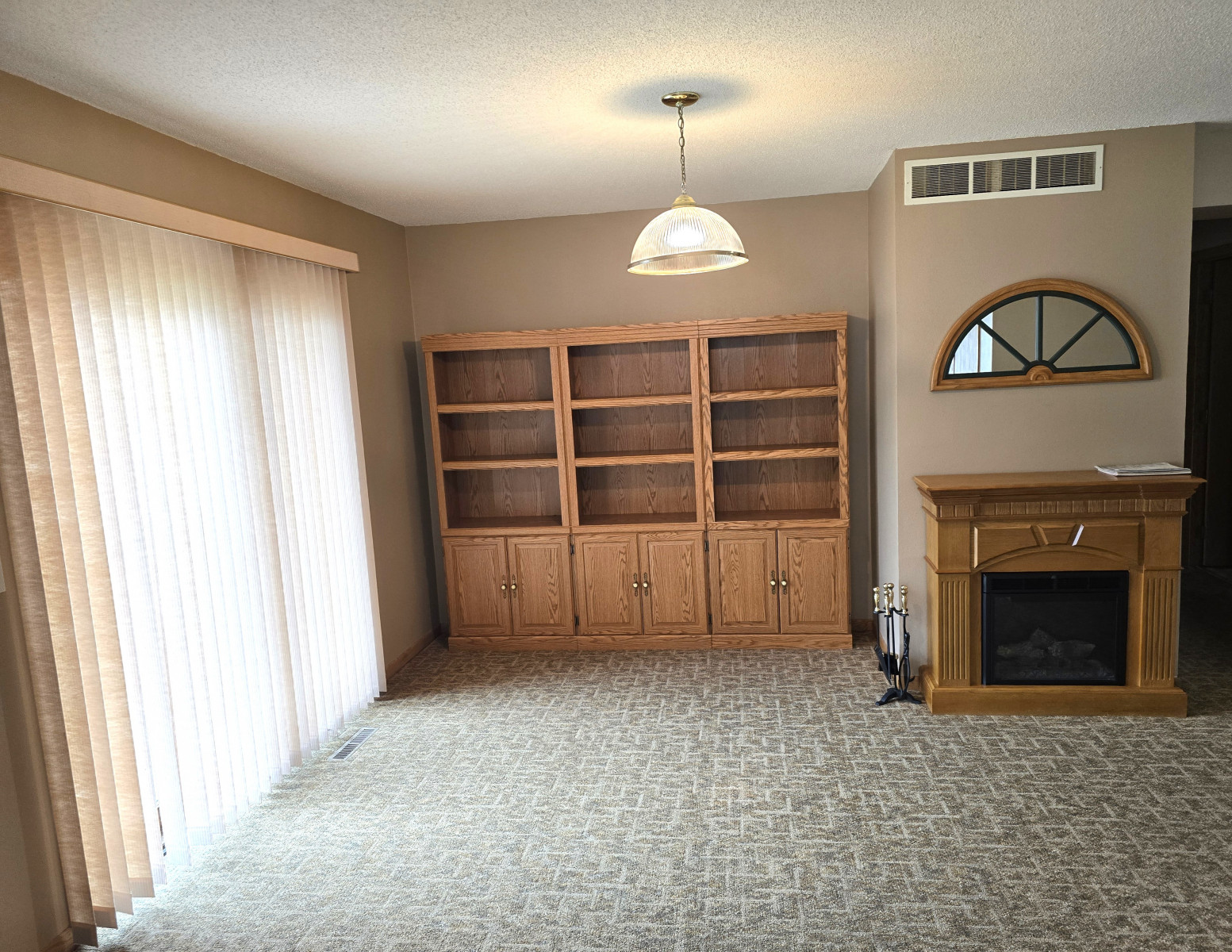 6-Dining-Area