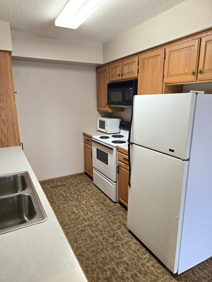 8-Kitchen