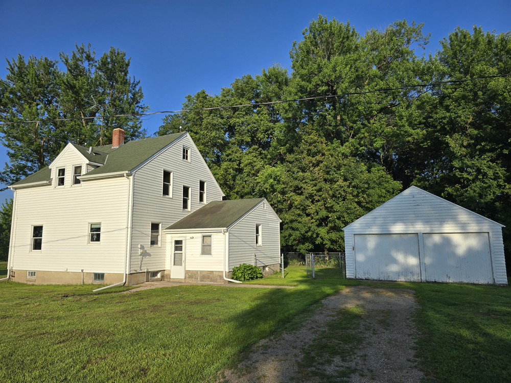 exterior2