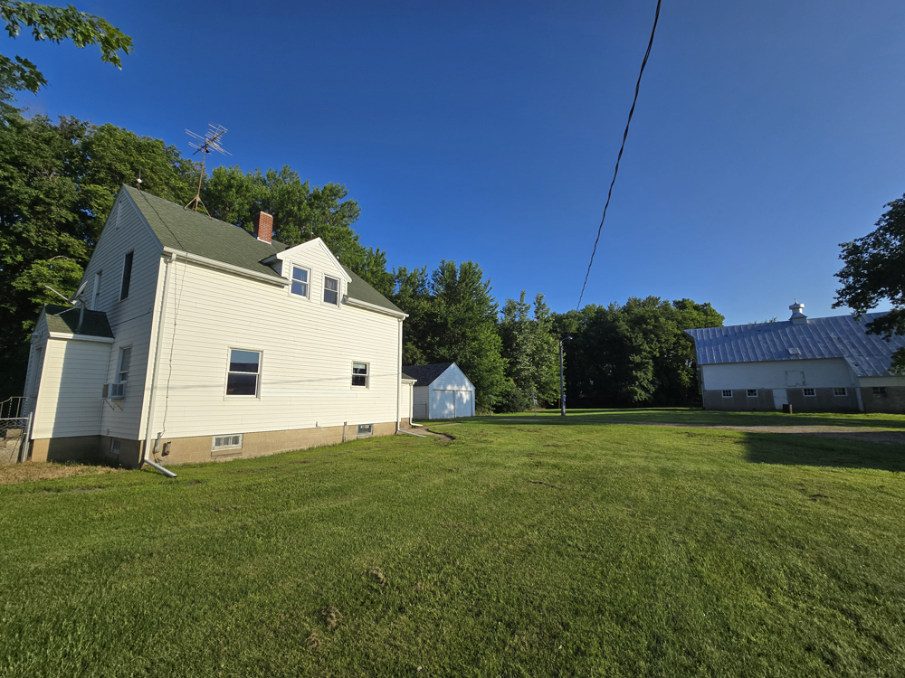 exterior4