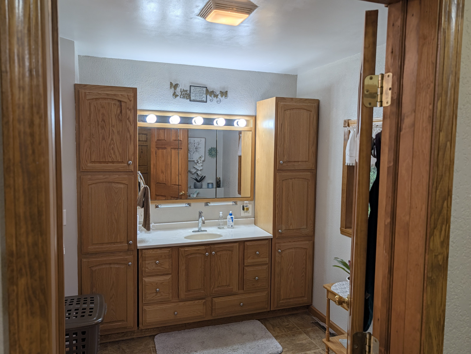 16-Main-Bath