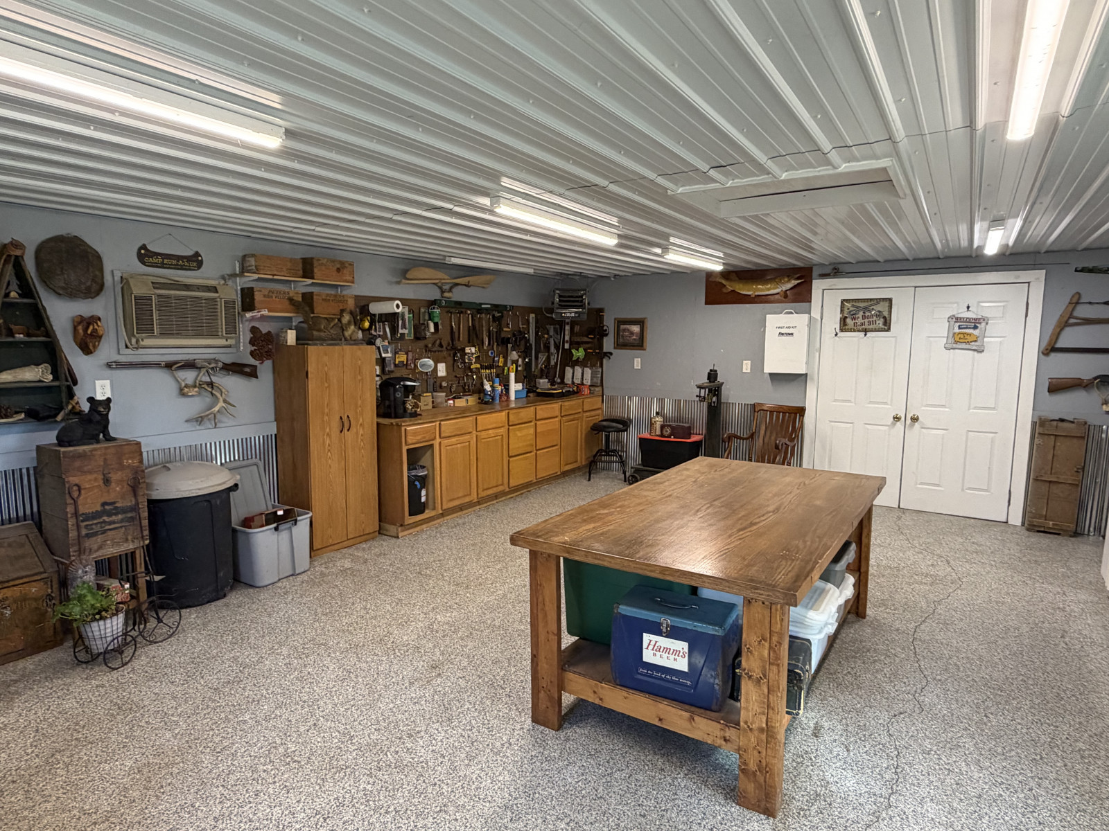 30-Shop-Mancave