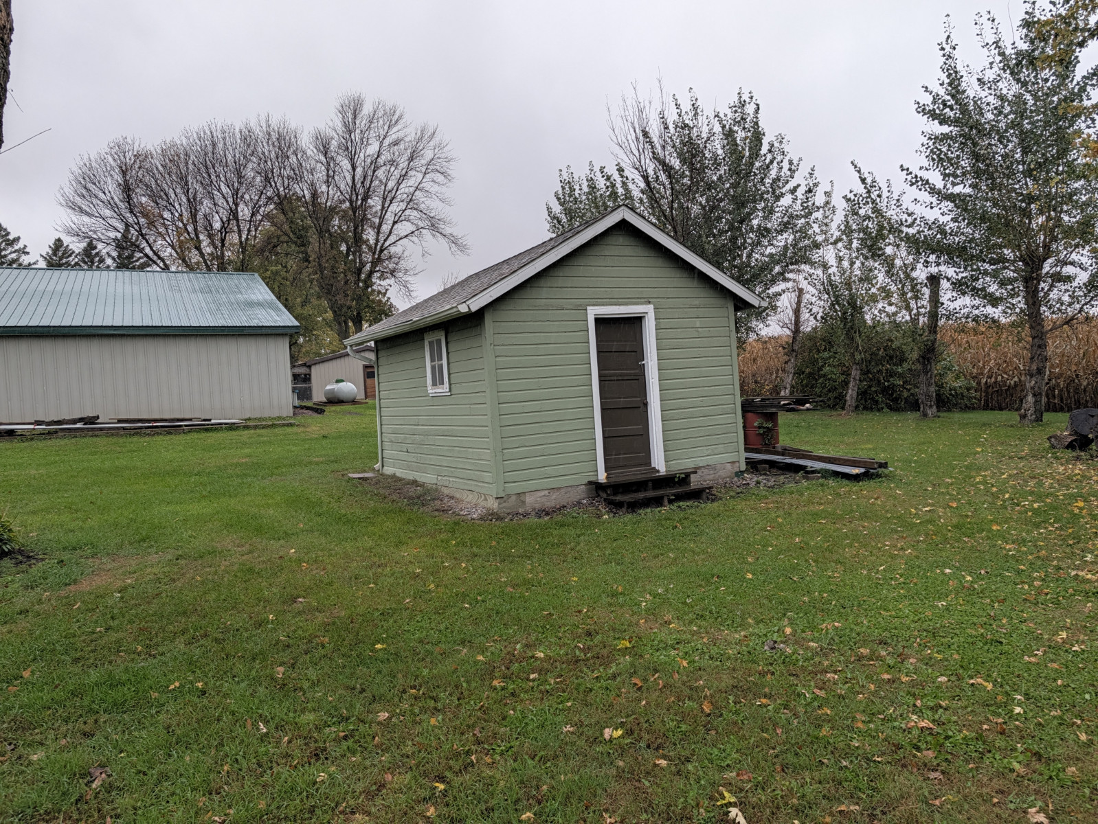 40-Storage-shed