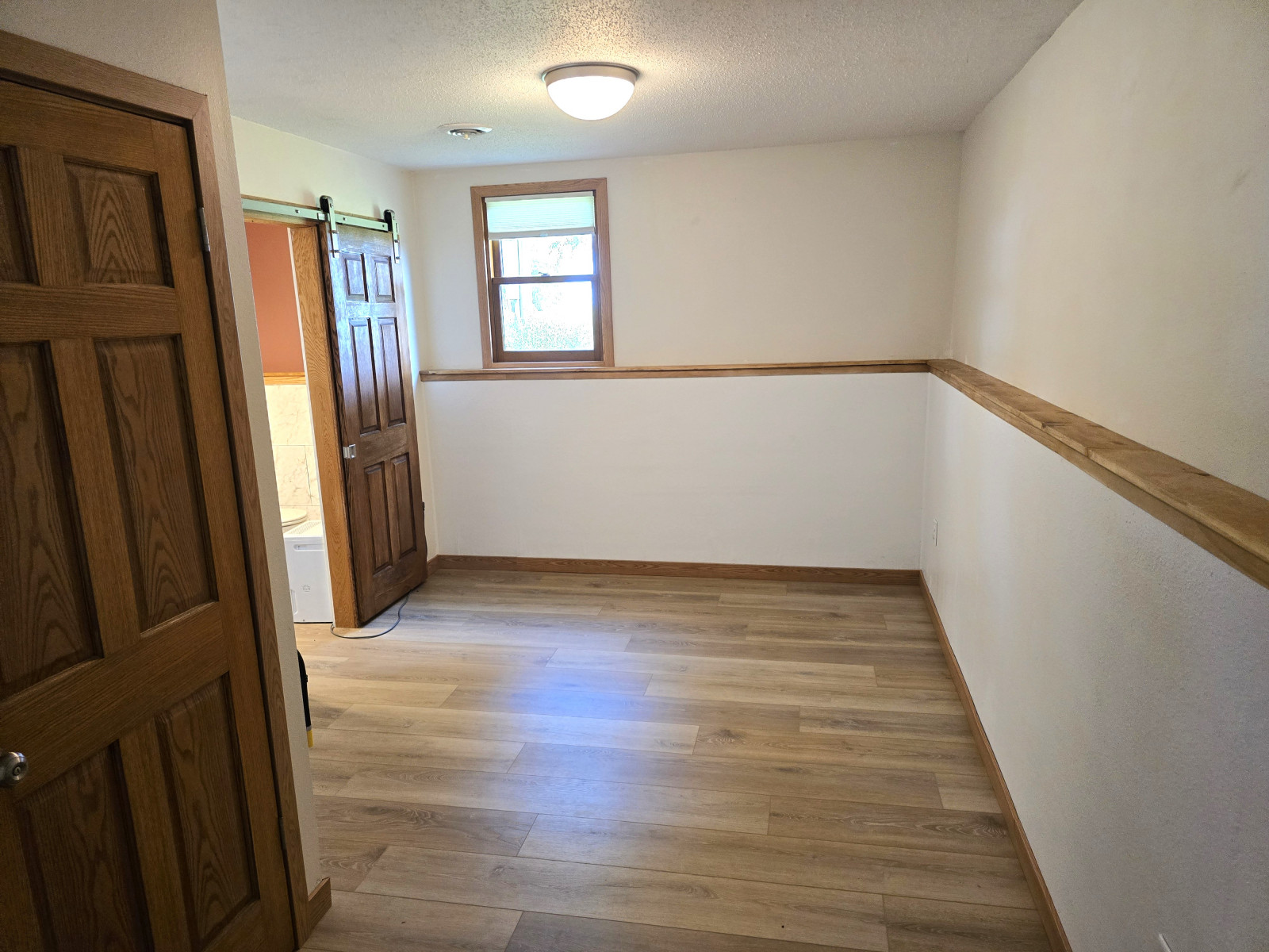 25.-Primary-Bedroom