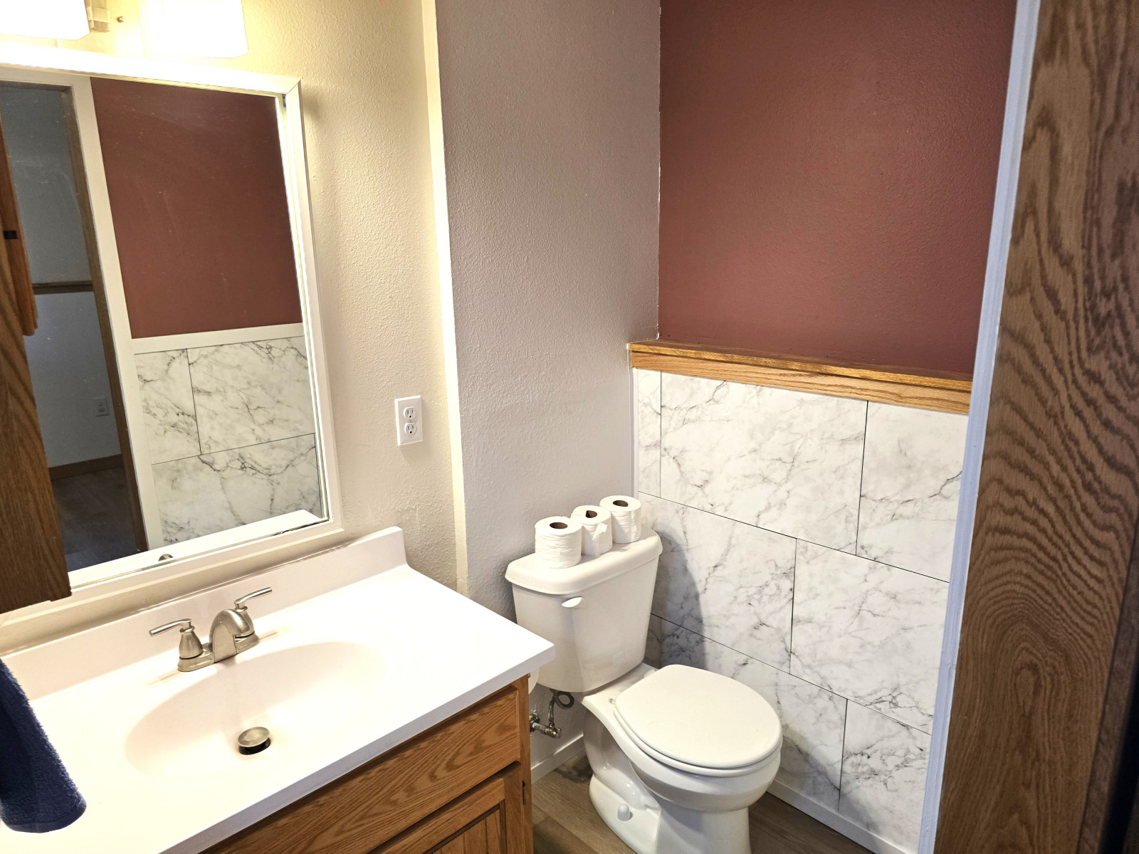 29.-Bathroom-2-Primary-Bedroom