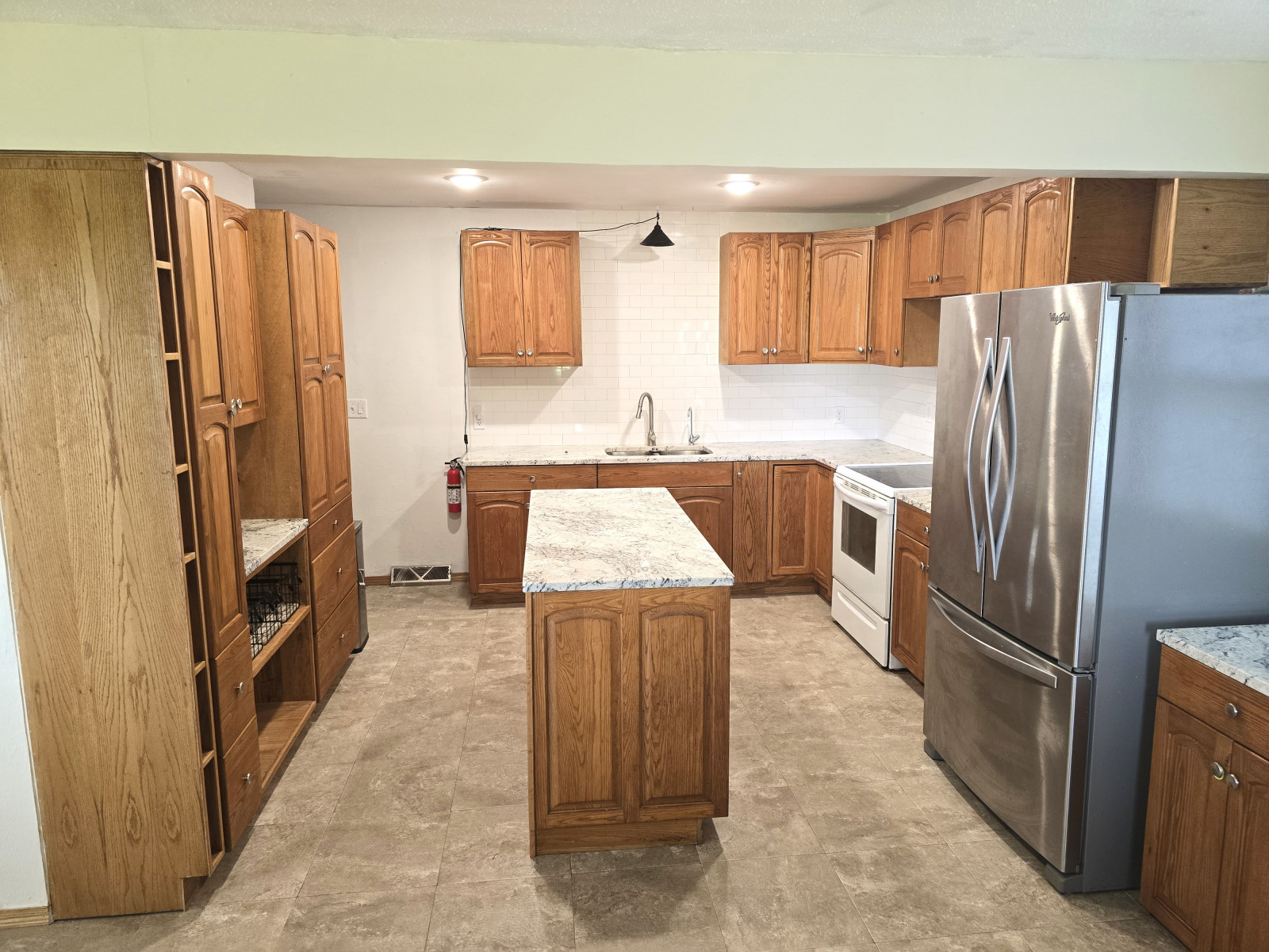 8.-Kitchen