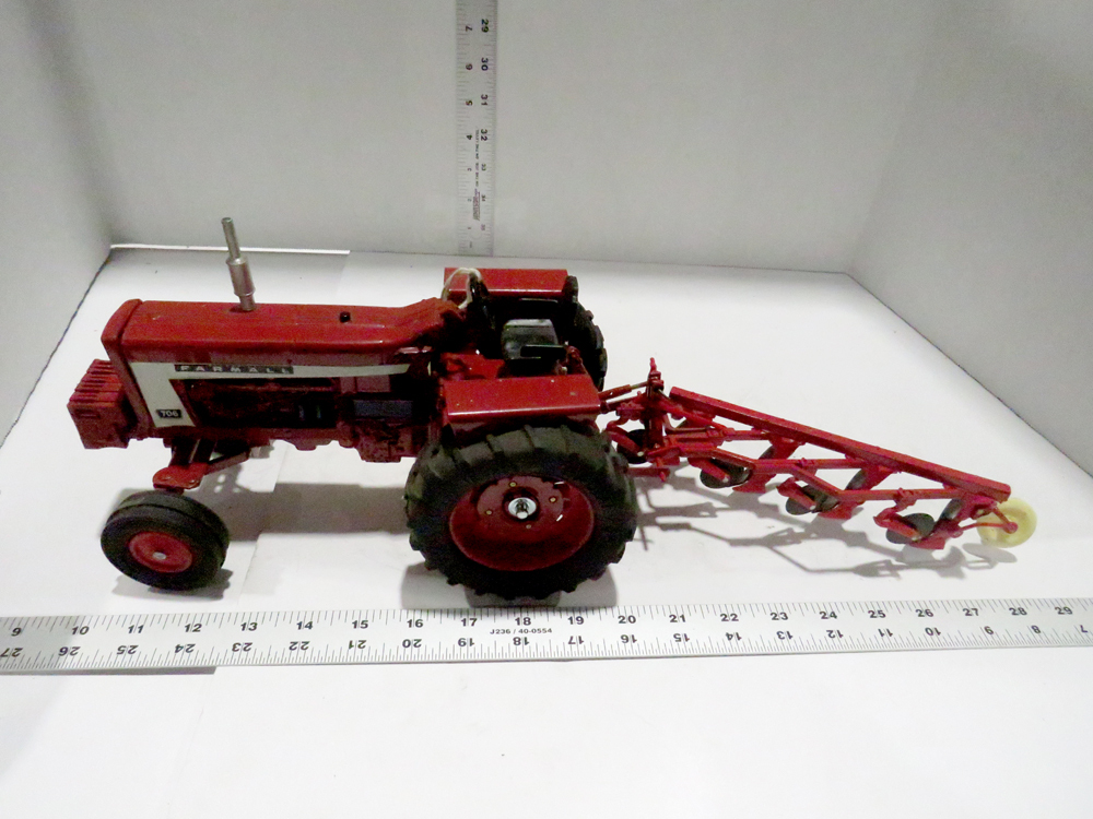 Tractor-w-Plow